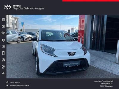 Gebraucht Toyota Aygo X X-play 72 PS (52 kW) 2023 Weiß SUV