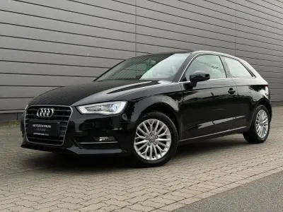 Gebraucht Audi A3 Ambiente 150 PS (110 kW) 2015 Schwarz Limousine