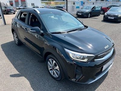 Neu Kia Stonic Vision 101 PS (74 kW) 2025 Schwarz SUV