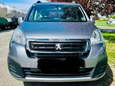 Occasion Peugeot TePee 99 PK (72 kW) 2016 Grijs Stationwagen