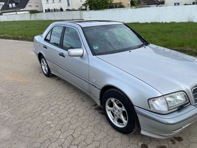 gebraucht Mercedes C180 CLASSIC