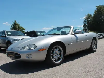 Gebraucht Jaguar XK8 284 PS (208 kW) 2001 Silber Cabrio