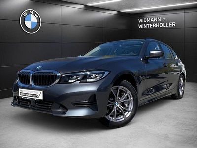 Gebraucht BMW 330e Advantage 292 PS (214 kW) 2022 Grau Kombi