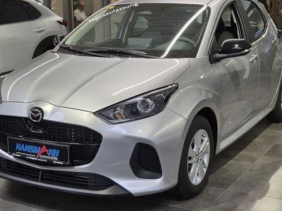 Neu Mazda 2 Center-Line 116 PS (85 kW) 2025 Silbern Limousine