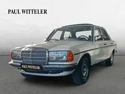 Gebraucht Mercedes 280 177 PS (130 kW) 1977 Classic weiß Limousine