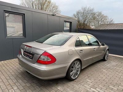 Gebraucht Mercedes E200 184 PS (135 kW) 2007 Silber Limousine