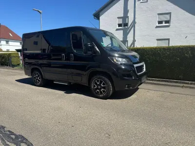 Gebraucht Peugeot Boxer 110 PS (80 kW) 2018 Schwarz Van