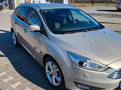 Gebraucht Ford Focus Titanium 182 PS (133 kW) 2015 Beige Kombi