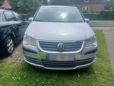Gebraucht VW Touran 105 PS (77 kW) 2007 Silber Van / Kleinbus