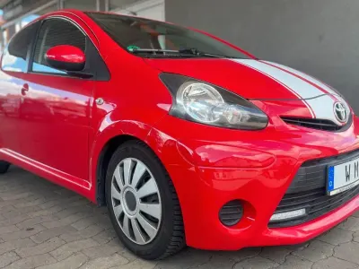 Brugt Toyota Aygo Cool 68 HK (50 kW) 2013 Rød Hatchback