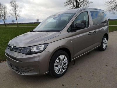 Neu VW Caddy Basis 102 PS (75 kW) 2026 Mojave beige metallic Van / Kleinbus