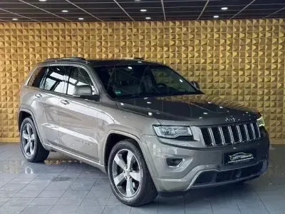 Usata Jeep Grand Cherokee Overland 250 CV (183 kW) 2016 Marrone SUV