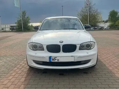 Occasion BMW 118 Performance 143 ch (105 kW) 2007 Blanc Citadine