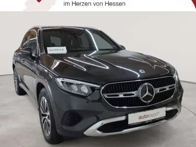Gebraucht Mercedes GLC220 Advanced Plus 197 PS (144 kW) 2023 Graphitgrau metallic SUV
