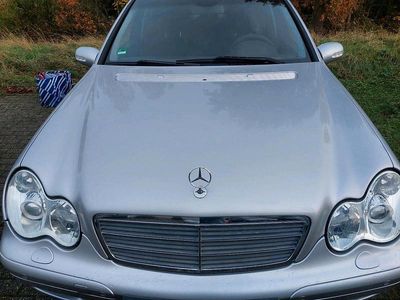 Grau Gebraucht 2003 Mercedes C200 Limousine | 2.500 € (Guter Preis)