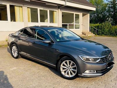 Gebraucht VW Passat Comfortline 150 PS (110 kW) 2015 Grau Limousine