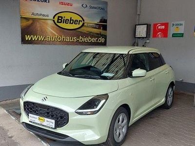 Gelb Neu 2025 Suzuki Swift Comfort Kleinwagen | 22.000 €