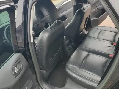 Gebraucht Citroën C4 114 PS (83 kW) 2014 Schwarz Limousine