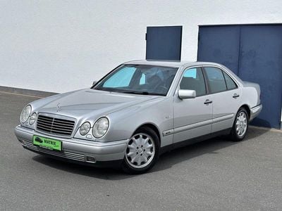 Mercedes E320