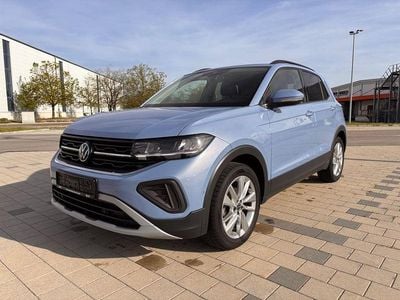 Second-hand VW T-Cross Life 95 CP (69 kW) 2024 Albastru SUV