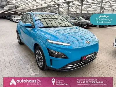 Gebraucht Hyundai Kona Select 100 kW (136 PS) 2022 Blau SUV