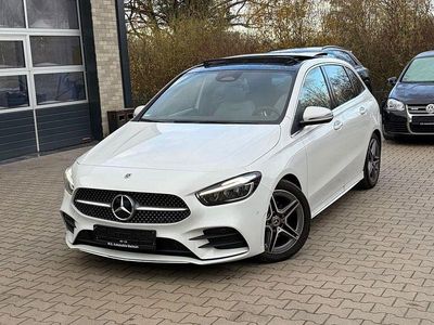 Digitalweiss metallic Gebraucht 2024 Mercedes B200 AMG line Van / Kleinbus | 29.950 € (Guter Preis)