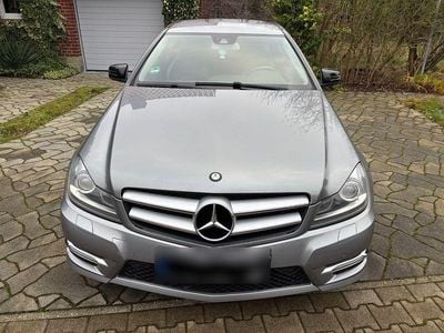 Gebraucht Mercedes C220 AMG line 170 PS (125 kW) 2014 Grau Coupé