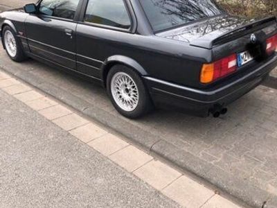 gebraucht BMW 325 e30 i limo