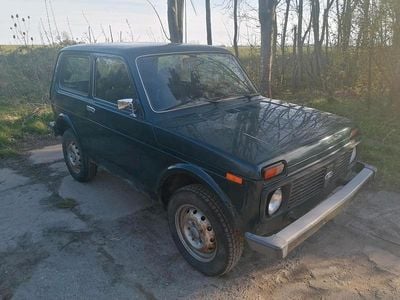 Second-hand Lada niva 83 CP (61 kW) 2009 SUV