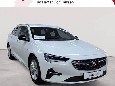 Second-hand Opel Insignia Elegance 174 CP (127 kW) 2023 Alb Break