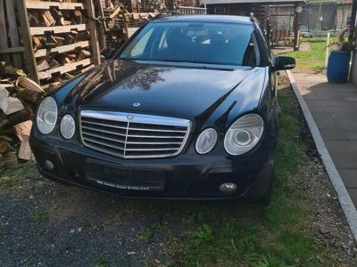 gebraucht Mercedes E200 