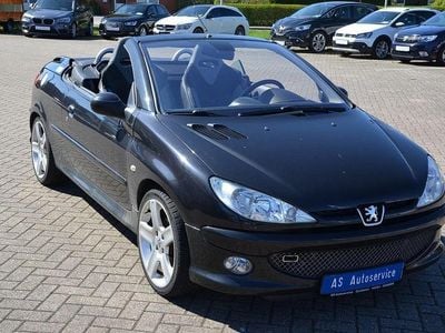 Usata Peugeot 206 CC RC 109 CV (80 kW) 2006 Nero Cabrio