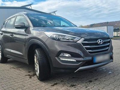 Gebraucht Hyundai ix35 177 PS (130 kW) 2016 Grau SUV