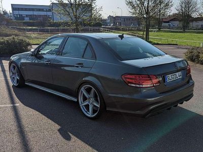 Mercedes E63 AMG