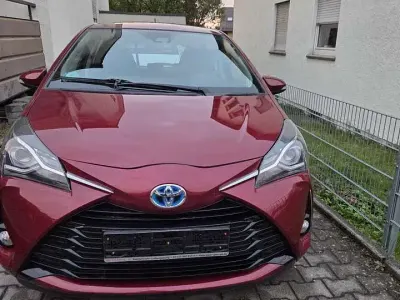Brugt Toyota Yaris Hybrid 84 HK (61 kW) 2018 Rød Hatchback