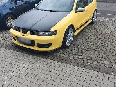 Gebraucht Seat Leon CUPRA 385 PS (283 kW) 2002 Gelb Kleinwagen