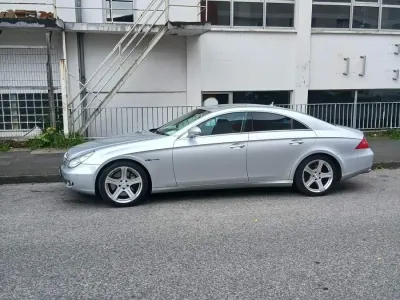 Używany Mercedes 219 388 KM (285 kW) 2006 Srebrny Sedan/Limuzyna