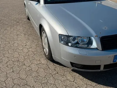 Gebraucht Audi A4 105 PS (77 kW) 2001 Silber Kombi