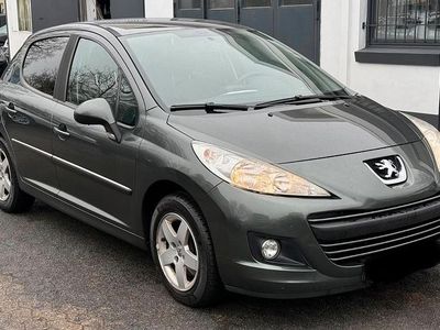 Gebraucht Peugeot 207 Premium 120 PS (88 kW) 2009 Grün Kleinwagen