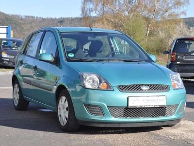 Usata Ford Fiesta Fun X 69 CV (50 kW) 2007 Jade metallic (metallic) Utilitaria