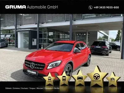 Gebraucht Mercedes GLA250 Urban 211 PS (155 kW) 2019 Jupiterrot SUV