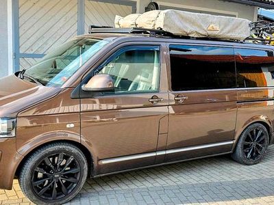 Braun Gebraucht 2014 VW Multivan Highline Van | 21.900 €