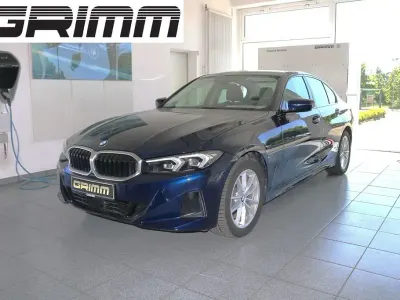 Gebraucht BMW 320 Shadowline 190 PS (139 kW) 2024 Tansanitblau ii metallic (metallic) Limousine
