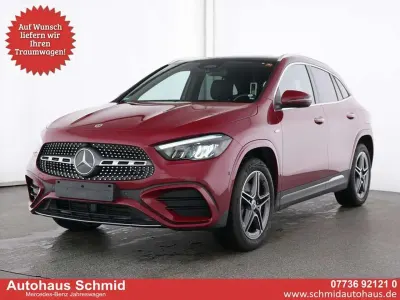 Second-hand Mercedes GLA250 AMG Line Premium 163 CP (119 kW) 2025 Roșu SUV