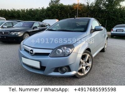Blau Gebraucht 2005 Opel Tigra Sport Cabrio | 1.000 € (Guter Preis)