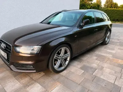 Gebraucht Audi A4 S-Line 204 PS (150 kW) 2012 Braun Kombi