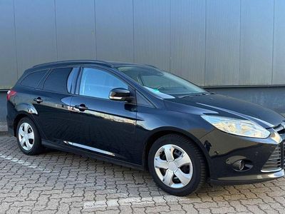 Gebraucht Ford Focus SYNC Edition 125 PS (91 kW) 2014 Schwarz Kombi