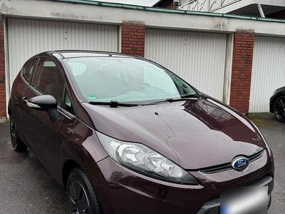 Gebraucht Ford Fiesta 60 PS (44 kW) 2009 Violet Kleinwagen