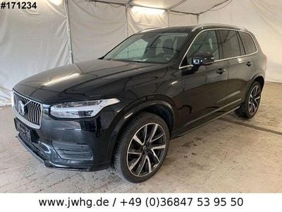 Gebraucht Volvo XC90 Momentum 235 PS (172 kW) 2022 Black metallic SUV