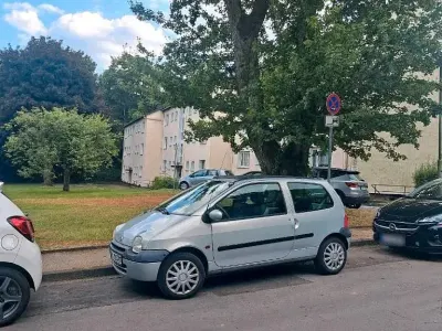 Gebraucht Renault Twingo 58 PS (42 kW) 2002 Silber Kleinwagen